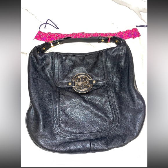 Tory Burch Amanda Handbag - Picture 2 of 6